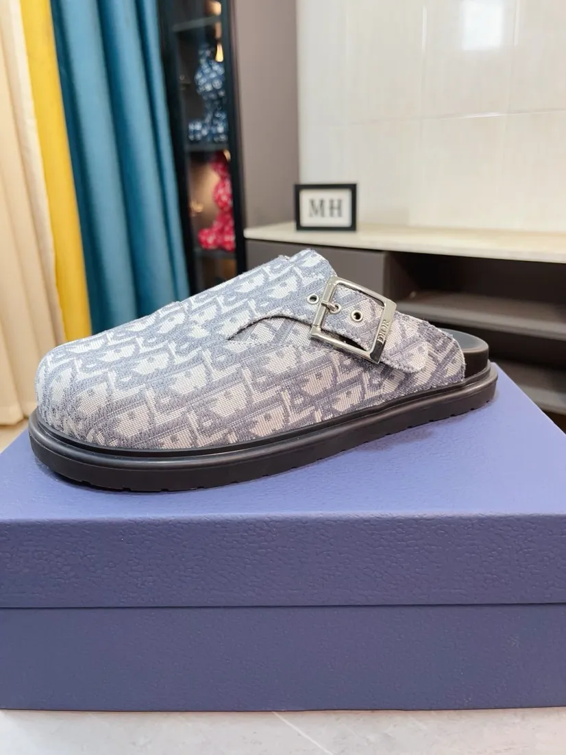 Men's shoes 💰380🌸🌸【Dior】Top purchasing agent 🇮🇹 Di Street Male God half drag counter synchronization, uppers imported from Italy with D logo fabric, high-quality complex splicing craftsmanship, soles: original soles specially provided by the original factory, exclusive event molded soles super comfortable, original factory single goods, 🔍🔍high quality, you can enter and exit the counter at will, welcome to compare, size number 38-45 (order 46)